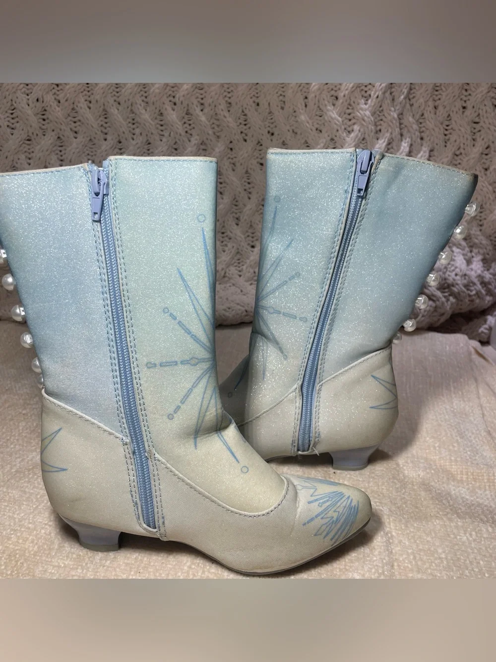 Disney Elsa Light Blue Glitter Snowflake Girl Boots size 13-1